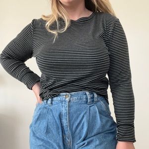 Universal Thread Long Sleeve Black White Stripe T-shirt